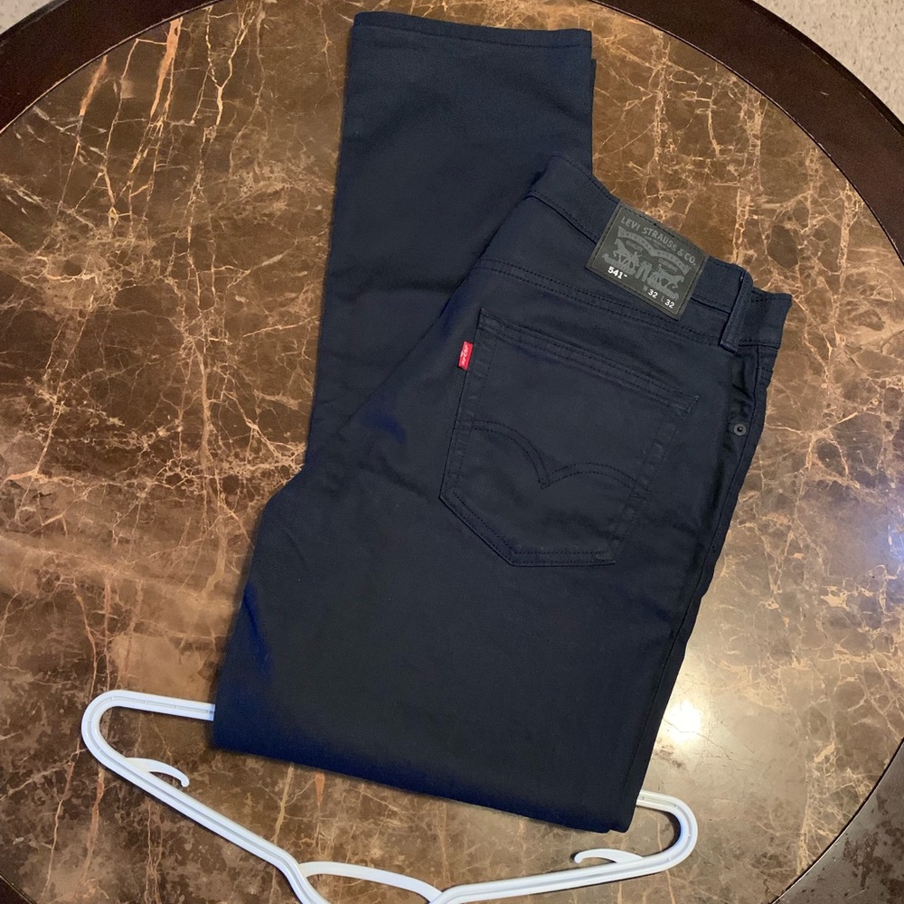 541 LEVIS Athletic Fit